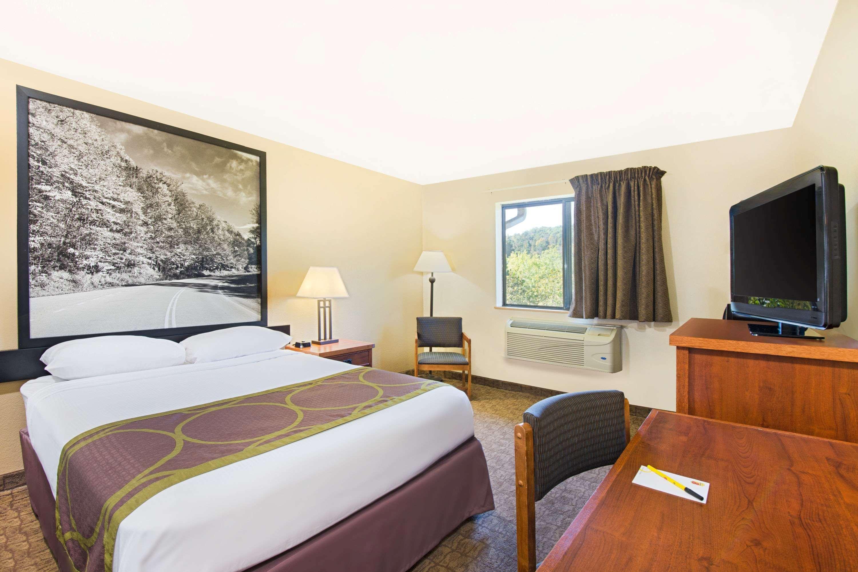 Hotel Super 8 By Wyndham Ripley Esterno foto